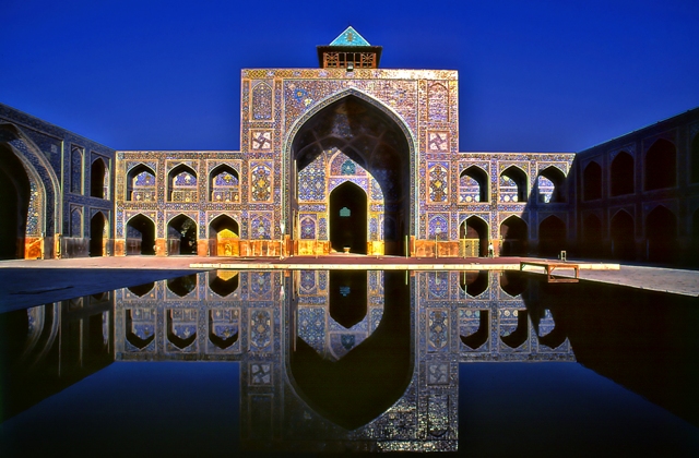 Sergio pessolano, Cortile interno della Moschea di Ishfan, iran. INGEGNERIA ELEVATOᵑ