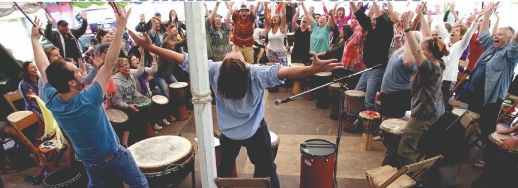 C'è anche il drum circle nella proposta Musica sull'acqua benessere sul veliero.