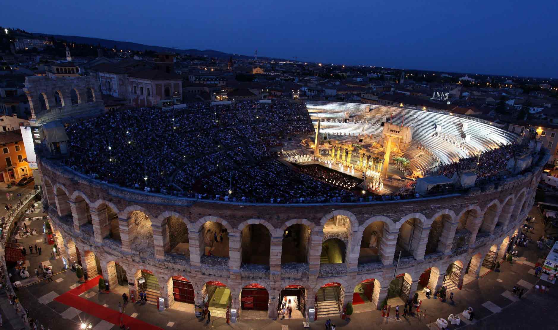 Verona, all’Arena Ferragosto con Verdi Verona, all’Arena Ferragosto con Verdi