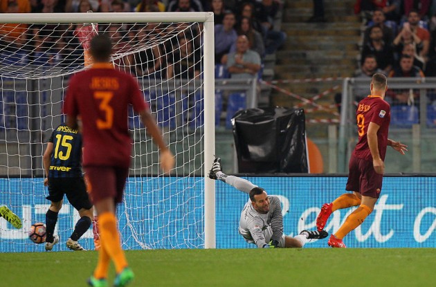Gol e spettacolo, che bel campionato! Juve in testa, Dzeko trascina la Roma