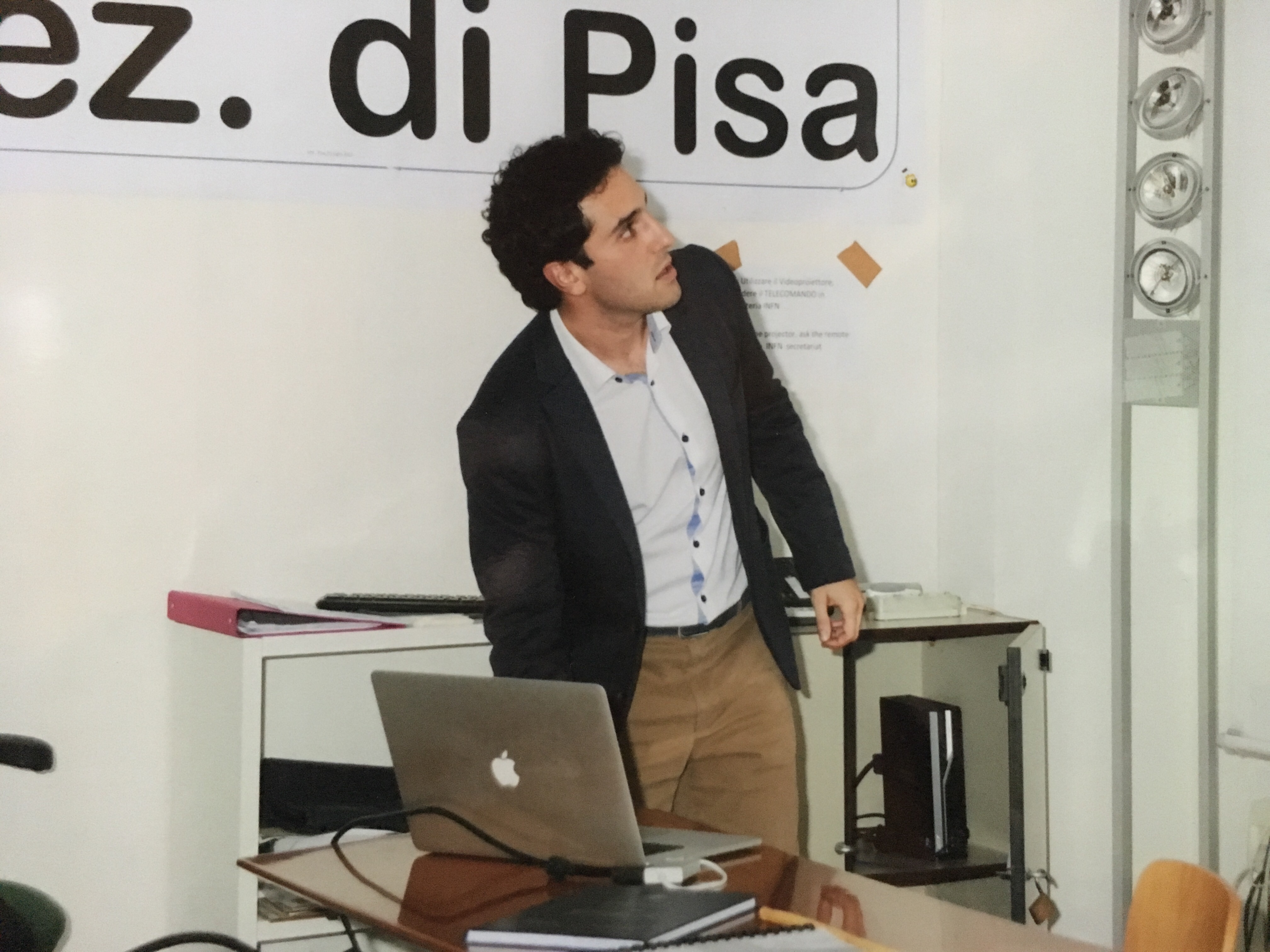 Tesi al grafene per il neo fisico Andrea Ottomaniello
