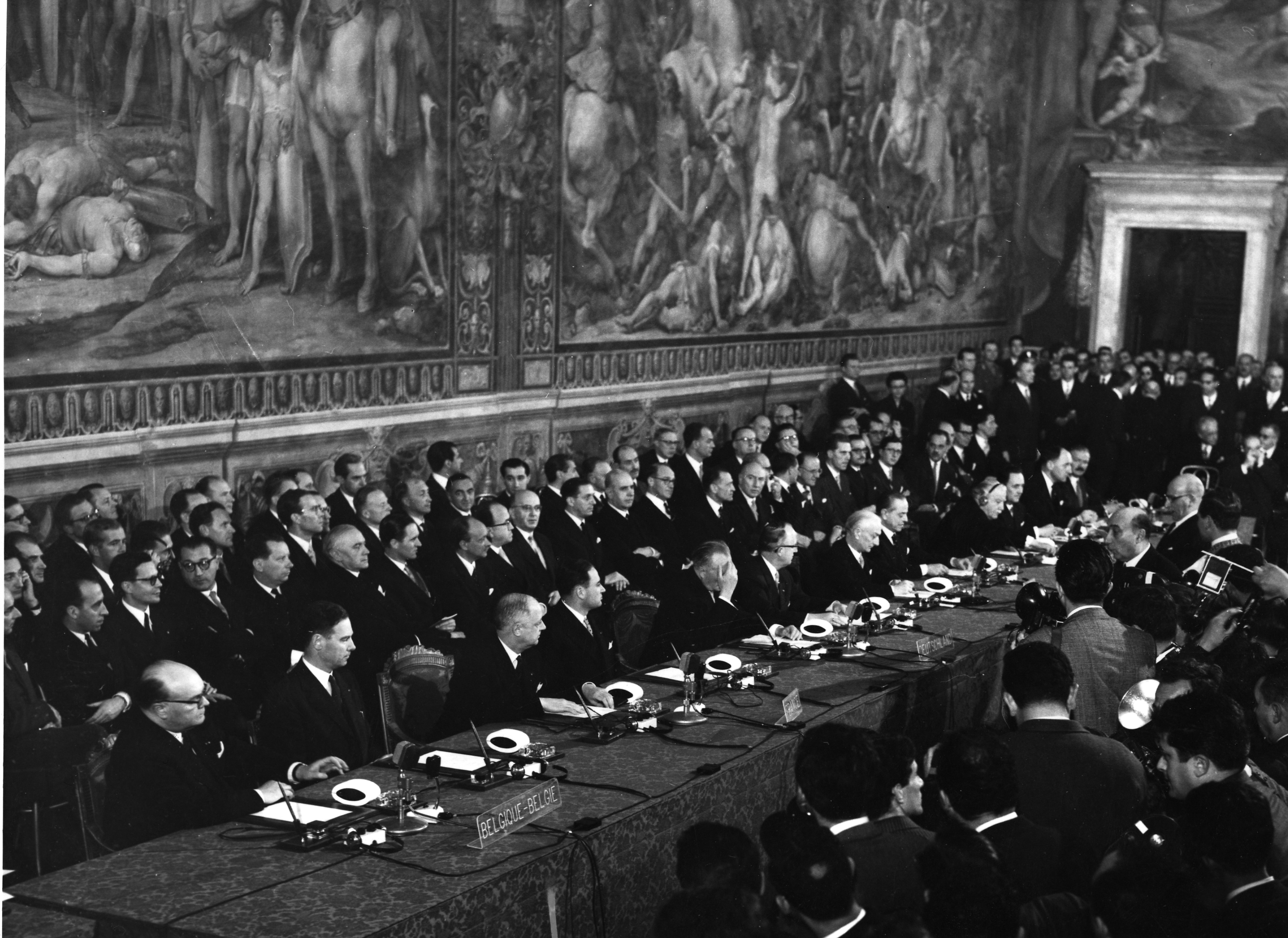 Europa, l’Unione compie 60 anni, Erasmus 30