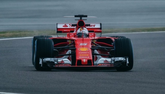 Sf70h, settantenne da assalto: arriva la Ferrari della Ferrari