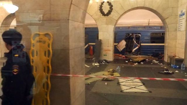 Attentato a San Pietroburgo, in Russia è caccia al responsabile