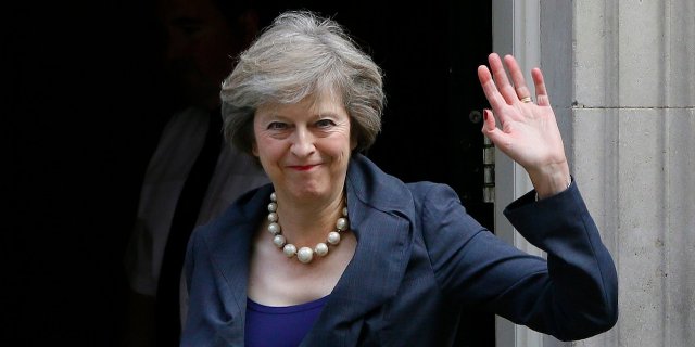 Brexit, la premier Theresa May rimanda al mittente la nota spese mandata dall’Ue
