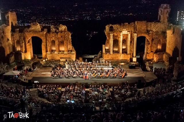 Taormina, Taobuk festival apre sabato 24 giugno con la consegna dei Taobuk Awards