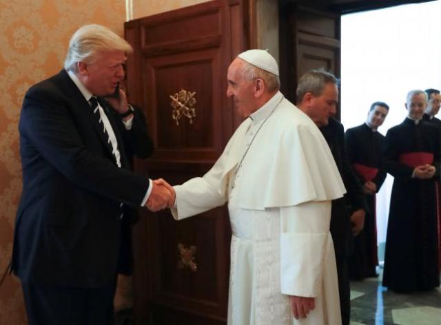 Papa Francesco a Donald Trump: Diventa artefice della pace