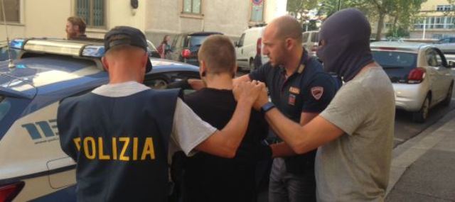 Attentati a Firenze, otto anarchici arrestati