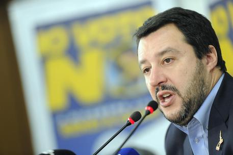 M5s: Vade retro Salvini! E nei sondaggi vincenti Grillo e Grasso insieme