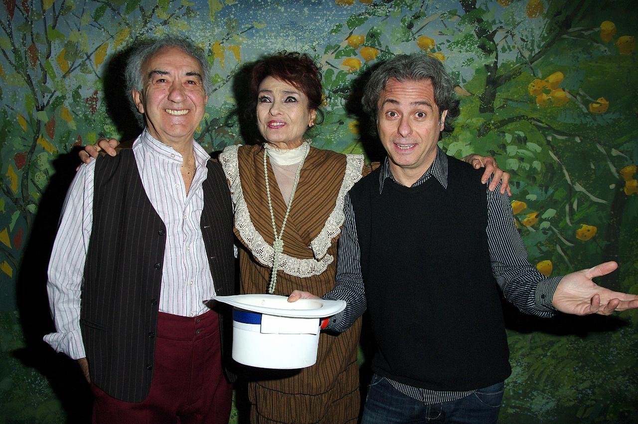 Roma: al Teatro delle Muse, Ricchi in canna e poveri sfondati