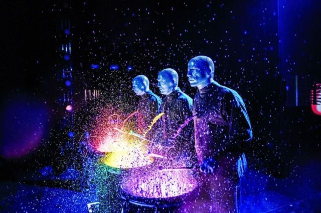 In Italia lo show più colorato dell’anno: Blue Man group a Milano e Trieste