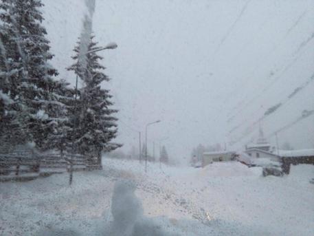 Maltempo, il nord Italia nella tormenta e trasporti in tilt