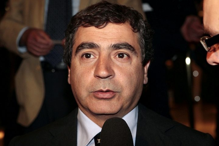 Inchiesta di Fanpage, terza puntata: la valigetta del malaffare travolge la politica in Campania Inchiesta di Fanpage, terza puntata: la valigetta del malaffare travolge la politica in Campania
