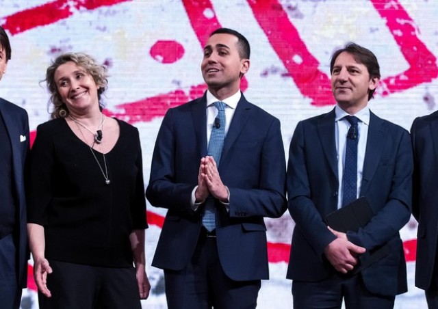 Volata finale verso il voto, Di Maio stacca gli avversari