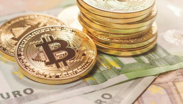 I bitcoin, aspetti legali e tributari