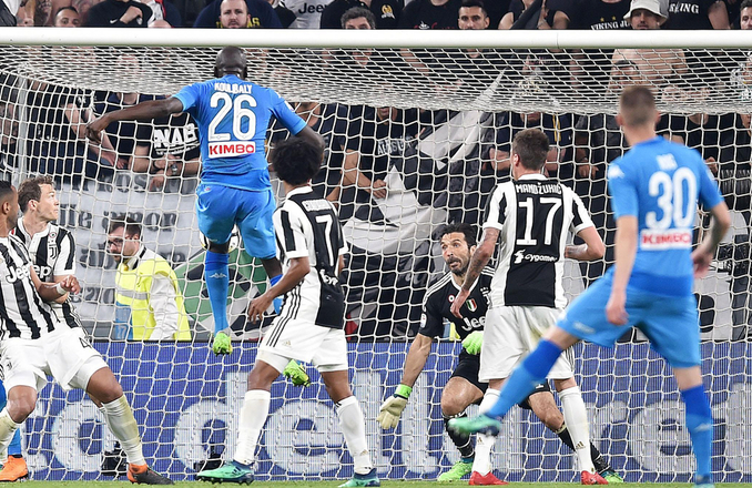 Delirio Napoli ! Gli azzurri battono la Juve e ora puntano al tricolore