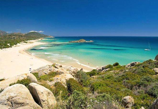 Bandiera blu 2018: in Liguria, Toscana e Campania le spiagge più belle d’Italia Bandiera blu 2018: in Liguria, Toscana e Campania le spiagge più belle d’Italia