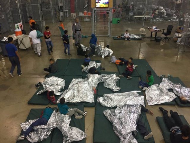Bambini arrestati, sdegno contro Trump per vecchie foto e audio senza immagini