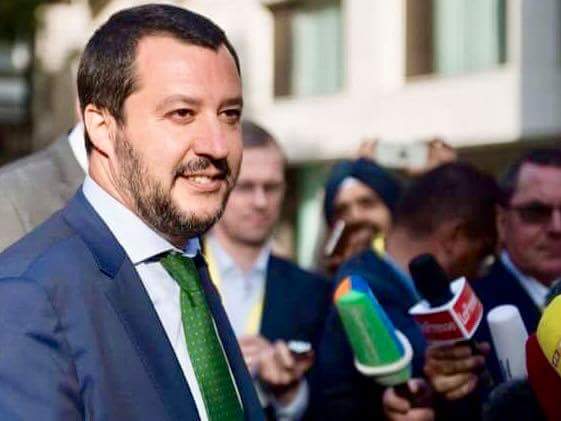Migranti, Salvini bastonato da Mattarella e Conte. Vacilla il Governo Cinquestelle-Lega