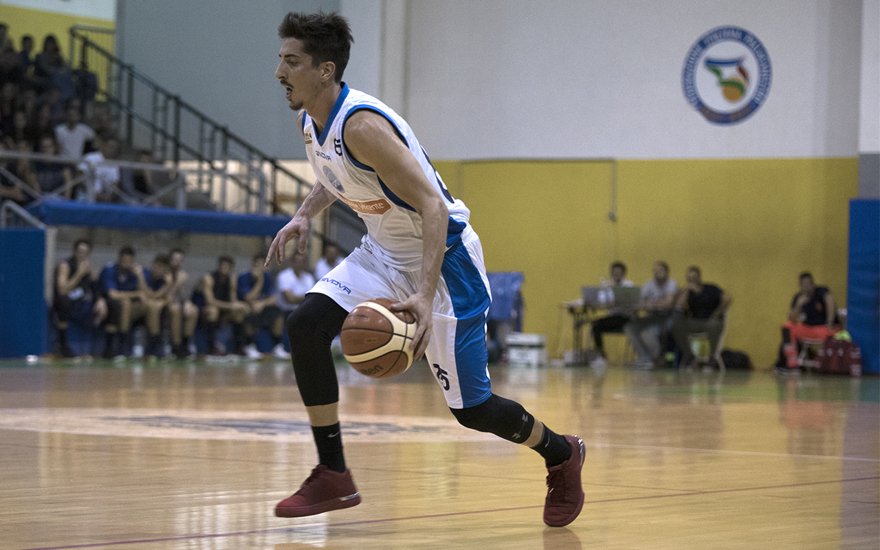 Napoli Basket, a Roma arrivano i primi due punti in campionato, battuta la IUL 64-69