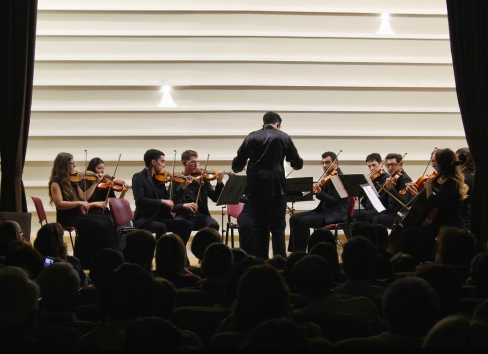 Le “4 Stagioni di Vivaldi” a Scafati (SA): standig ovation per l’Ensemble Artemus Le “4 Stagioni di Vivaldi” a Scafati (SA): standig ovation per l’Ensemble Artemus