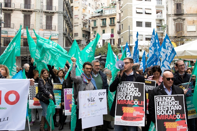Sciopero della sanità, camici bianchi soddisfatti dell’incontro con De Luca