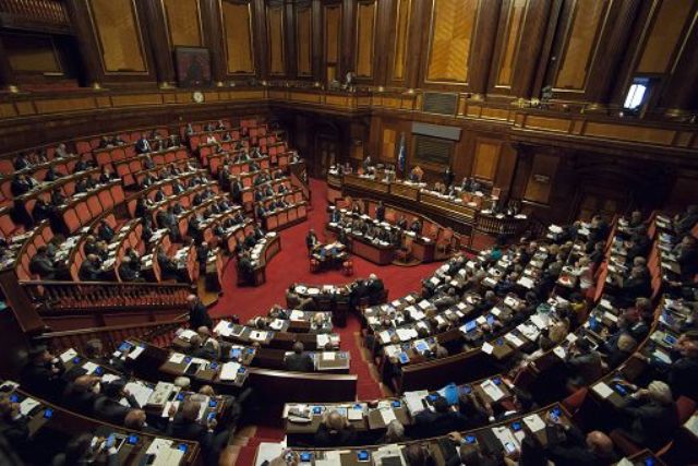 Dl sicurezza, il Senato vota la fiducia. M5s, dissidenti a processo