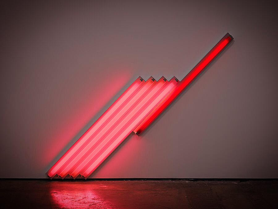 Milano: in mostra Dan Flavin, leggendario artista delle statue al neon