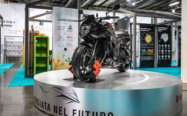 Moto, la Suzuki Katana si presenta alla Design Week di Milano