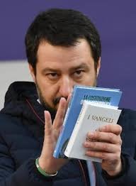Migranti, sbarchi a gogo. Il Truce tace. Che succede? Campagna elettorale finita o grane in arrivo?
