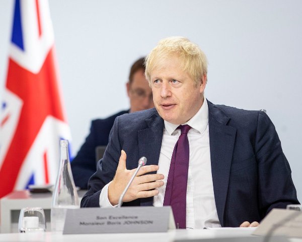 Brexit, la Regina sospende il Parlamento e dà mano libera a Johnson