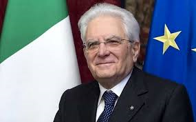 Bomba nel giorno di Conte. Di Maio: “Salvini mi aveva offerto la poltrona di Premier. E aveva informato Mattarella”.