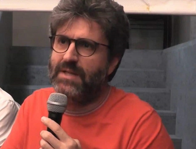 Caserta, spari contro l’auto del giornalista Mario De Michele