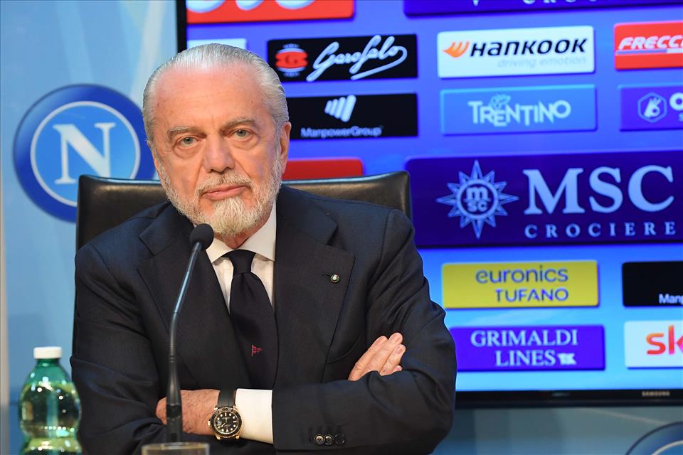 Crisi del Napoli, strada obbligata per Adl: corra a Canossa