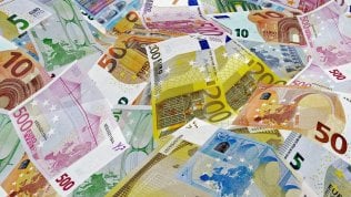 Pronti, via! Domani Città e Luoghi di Vacanza riaprono nel caos più assoluto. Non resta che affidarsi alla Buona Stella