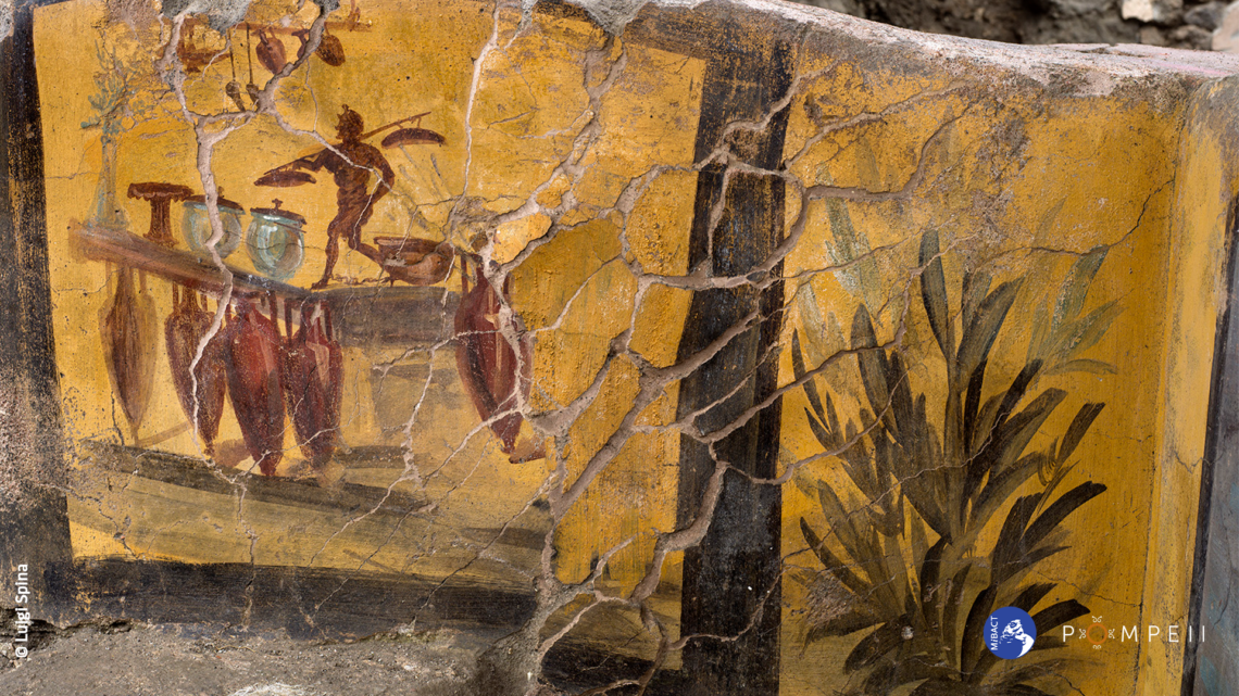 Pompei continua a stupire: riaffiora intatto il Termopolio della Regio V Pompei continua a stupire: riaffiora intatto il Termopolio della Regio V