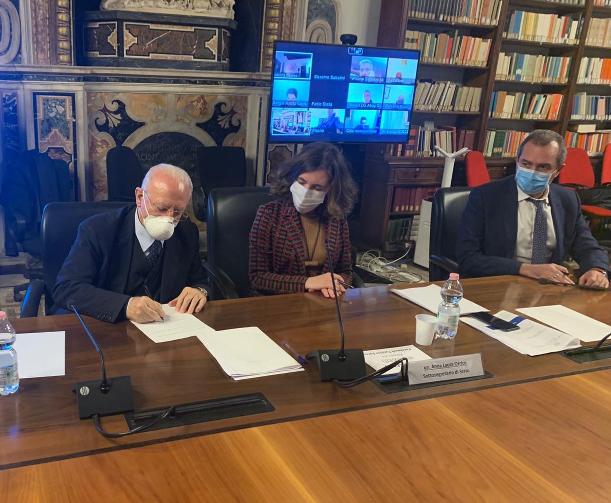 Contratto di sviluppo firmato al Mibact, in arrivo 90 milioni per il Centro storico di Napoli