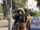QAnon, la teoria del complotto che seduce Trump