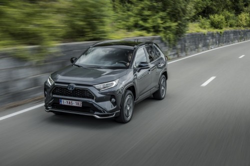 Rav4 Plug-in Hybrid, Toyota lancia il Suv ibrido