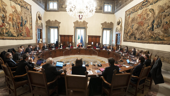 CdM, approvato il nuovo decreto legge Covid: niente spostamenti fra regioni fino al 27 marzo
