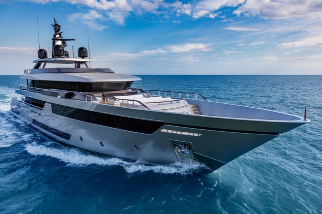 Superyacht, Il Riva 50 Fifty porta al largo il Made in Italy di lusso Superyacht, Il Riva 50 Fifty porta al largo il Made in Italy di lusso