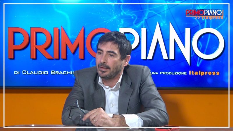 Fratoianni “Costruire alleanza con Pd, M5S e forze ambientaliste” Fratoianni “Costruire alleanza con Pd, M5S e forze ambientaliste”