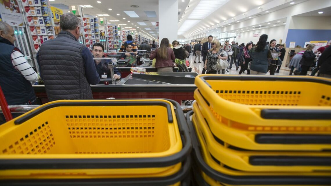 A febbraio in aumento le vendite al dettaglio A febbraio in aumento le vendite al dettaglio