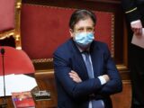 Sileri “Riaperture irreversibili ma presto per togliere coprifuoco”