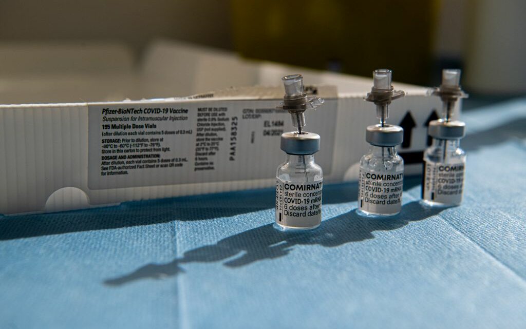 Vaccino, in arrivo alle Regioni 2,2 milioni di dosi Pfizer Vaccino, in arrivo alle Regioni 2,2 milioni di dosi Pfizer