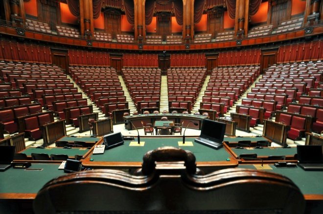 Accordo nella maggioranza, il coprifuoco sarà rivisto a maggio Accordo nella maggioranza, il coprifuoco sarà rivisto a maggio