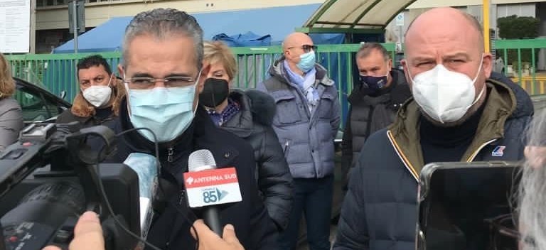 Fd’I: Caos nelle vaccinazioni di massa, la Regione Puglia smentisce se stesa Fd’I: Caos nelle vaccinazioni di massa, la Regione Puglia smentisce se stesa
