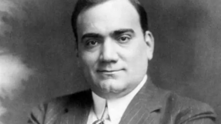 Enrico Caruso, 100 anni di storia e di cultura