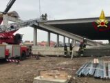 Alessandria, crolla un capannone, morto un operaio