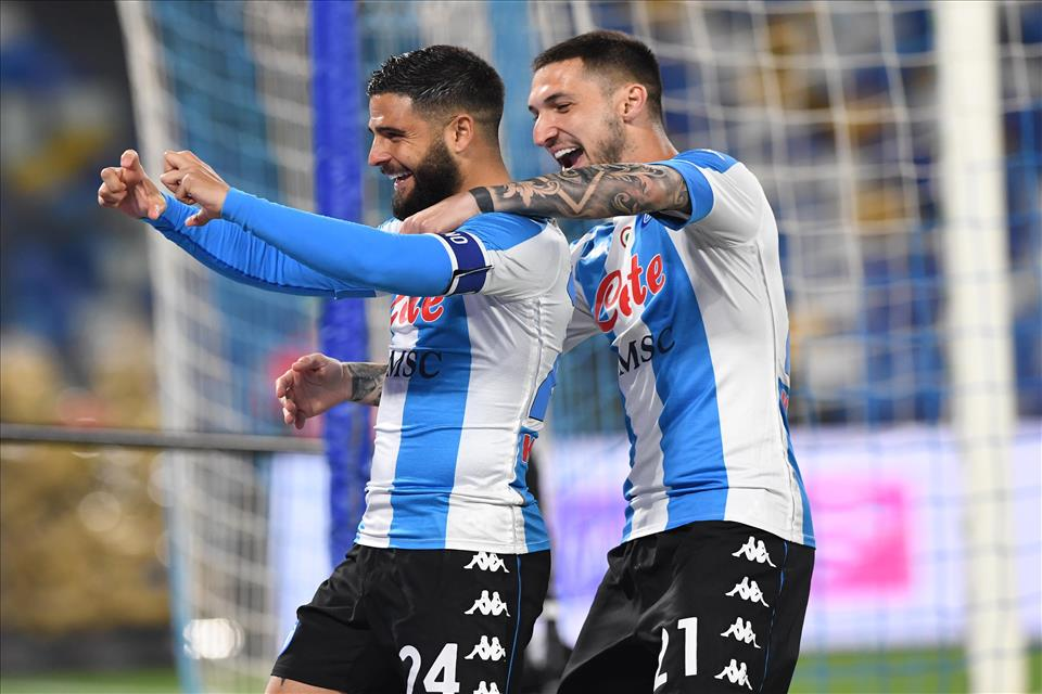 32 Giornata, Serie A: Napoli straordinario, vince la Juve 32 Giornata, Serie A: Napoli straordinario, vince la Juve